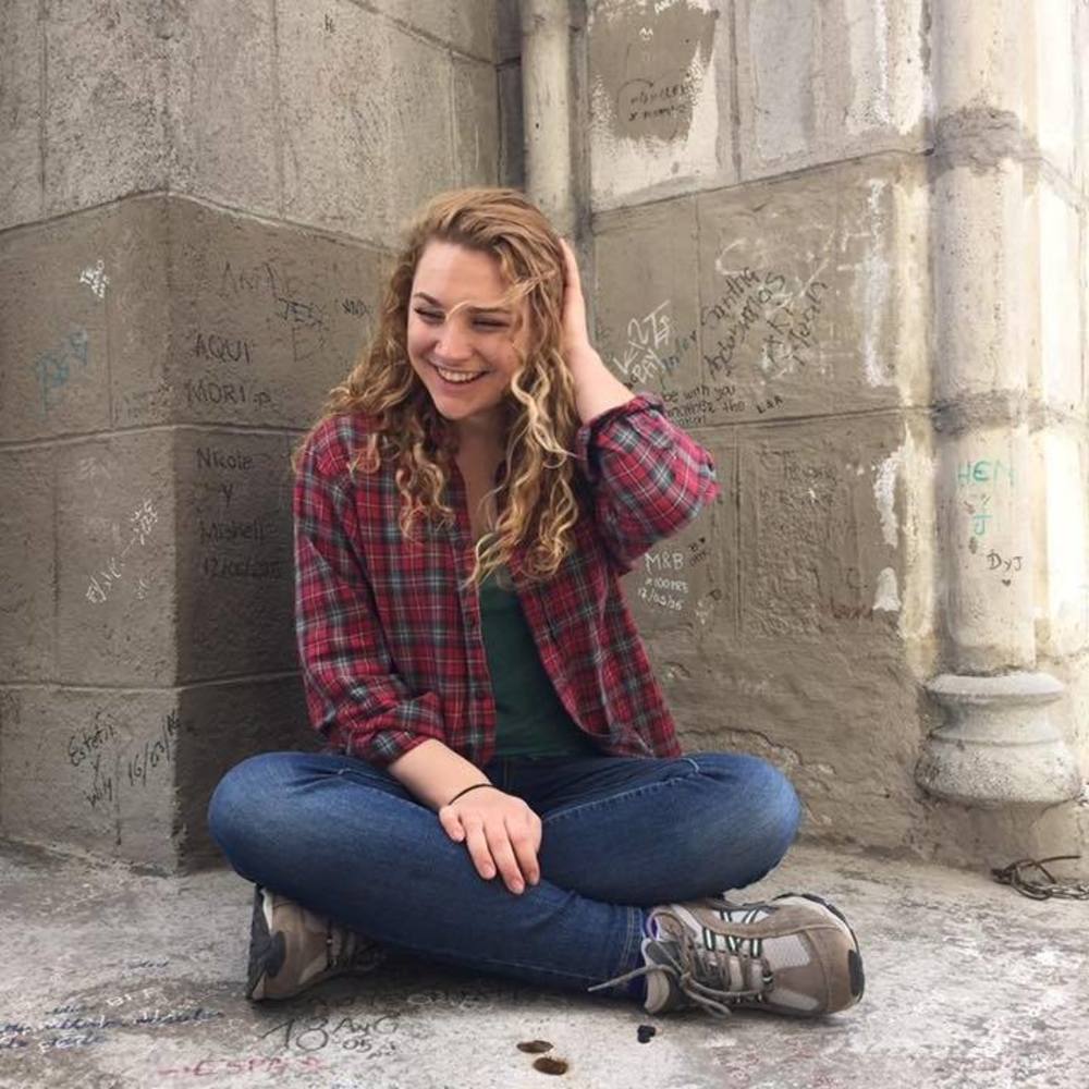Meet your Posher, Gabriella